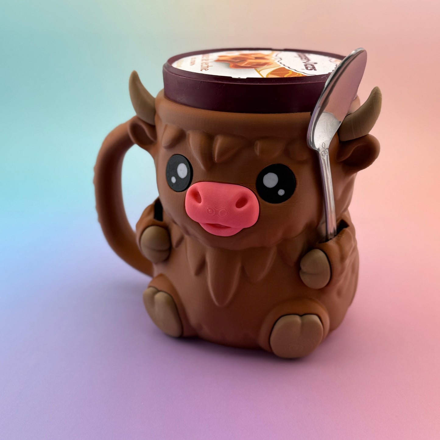 Ferdinand the Highland Cow Ice Cream Pint Holder – Cute Dessert Cozy with Hidden Snack Drawer – Fun Gift for Ice Cream Lovers & Cow Fans