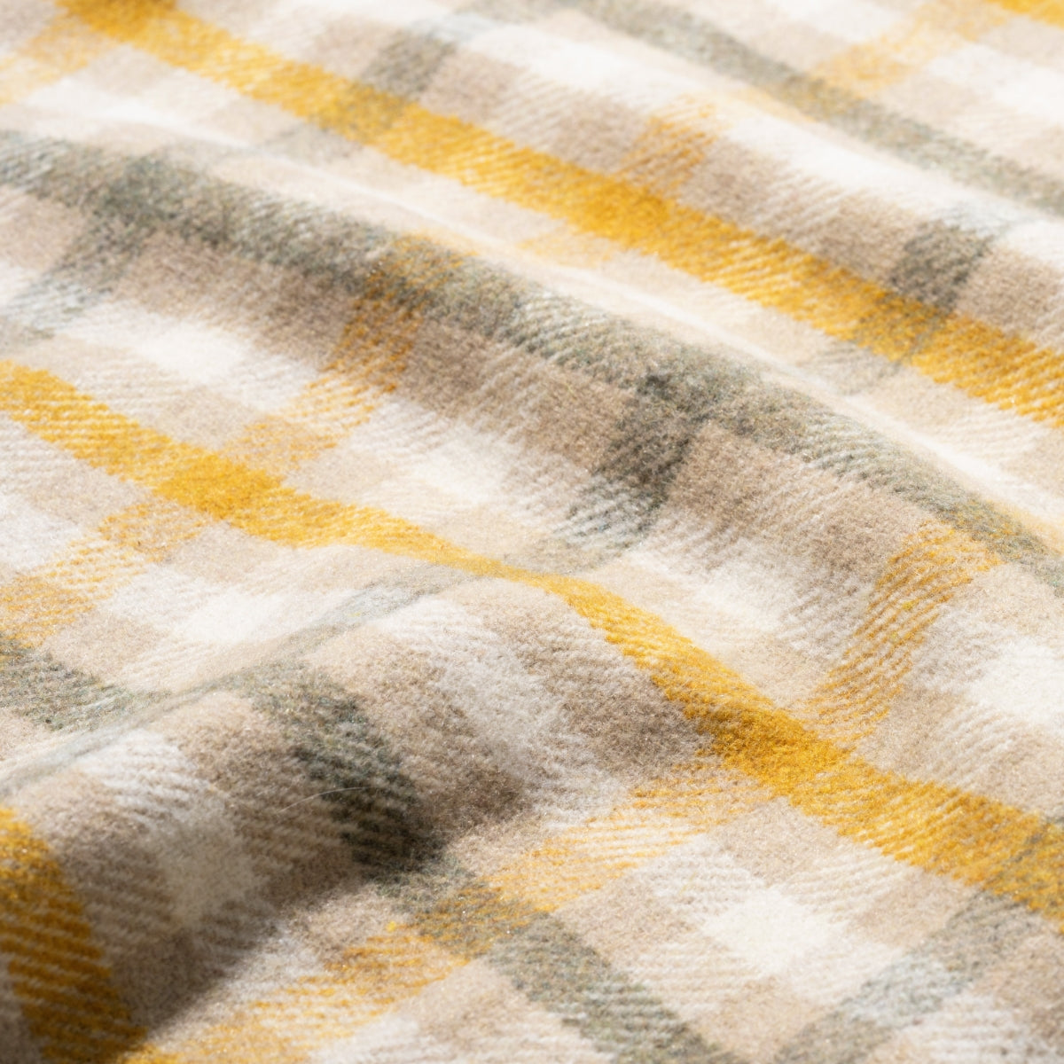 Elevated Cat Bed With Scratching Post